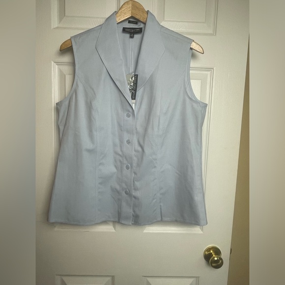 NWT Jones New York light blue sleeveless blouse. Size 12 P2P 20” - Picture 1 of 4
